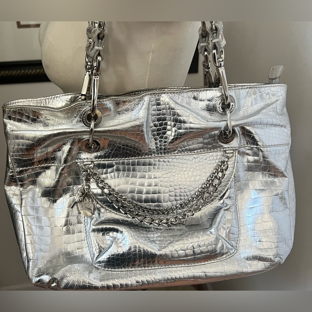 Elaine Turner Satchel